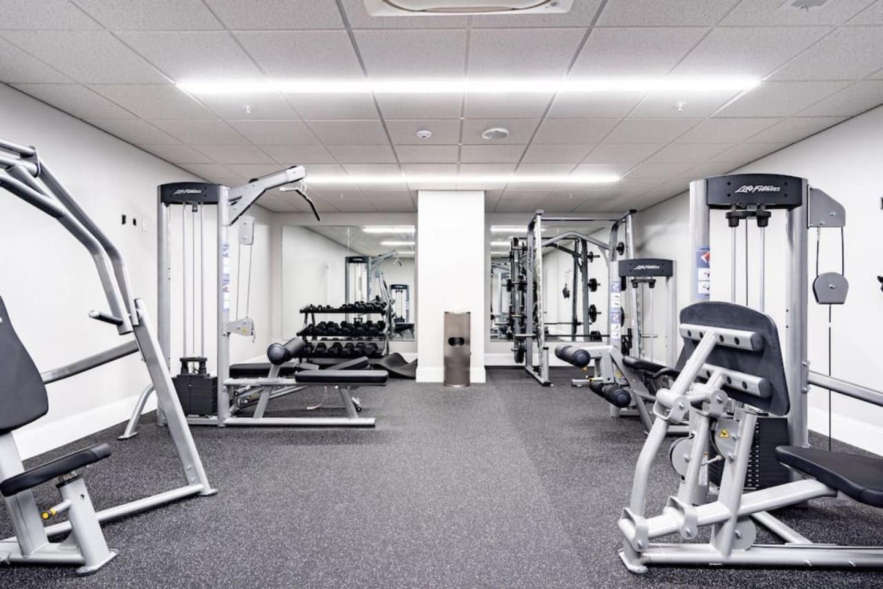 Hostwise Stays - The Washington At Chatham - Free Parking, Private Gym, More! Питтсбург Экстерьер фото